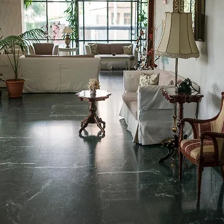 Casa Siqua 3* 布加勒斯特