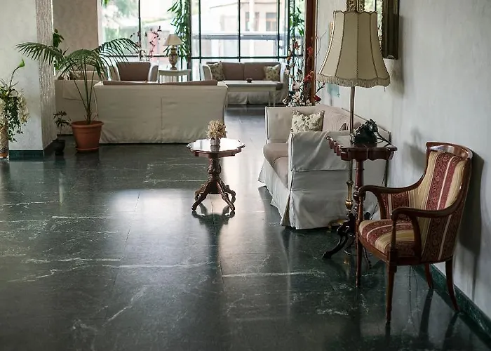 Casa Siqua 3* Boekarest