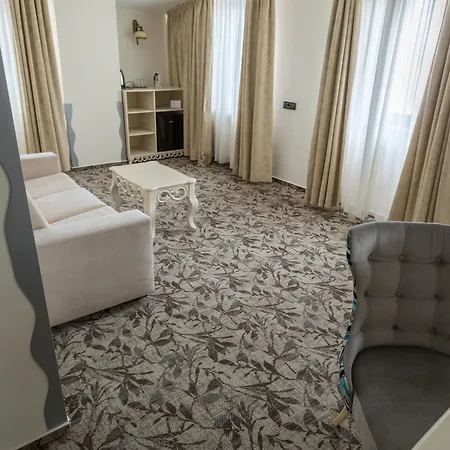 Homestay Casa Siqua Bucharest